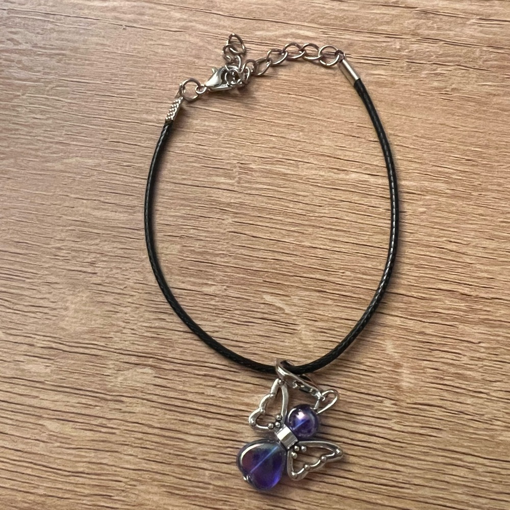 Elegant Angel Pendant Bracelet
